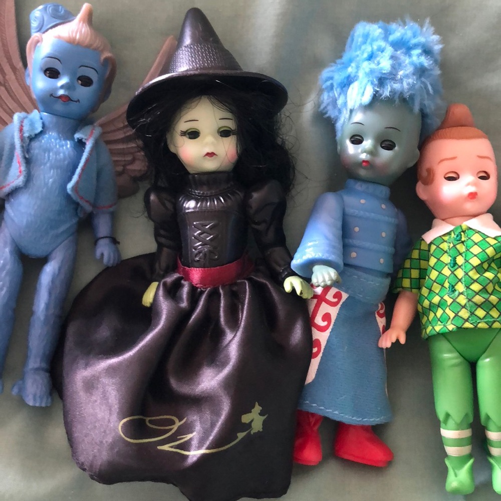 Wizard of Oz Collector toys Madame Alexander dolls